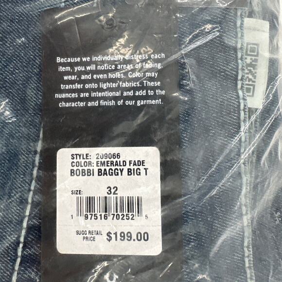 True Religion Women's Emerald Fade​ Bobbi Baggy Big T Jeans Size 32 - Picture 3 of 13